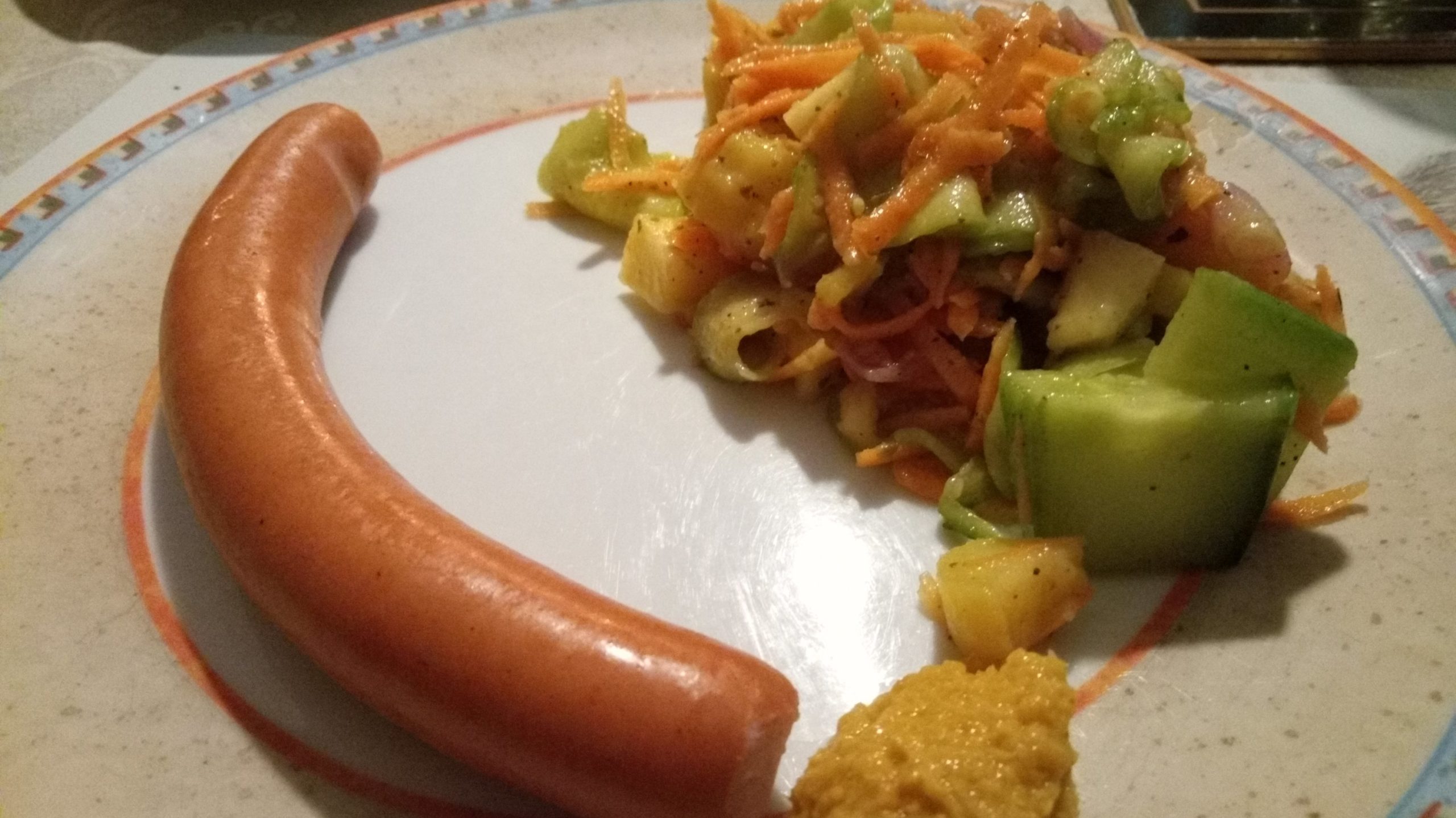 Bunter Kartoffelsalat mit Wiener Würstchen | Essen Tagebuch mit Bild ...