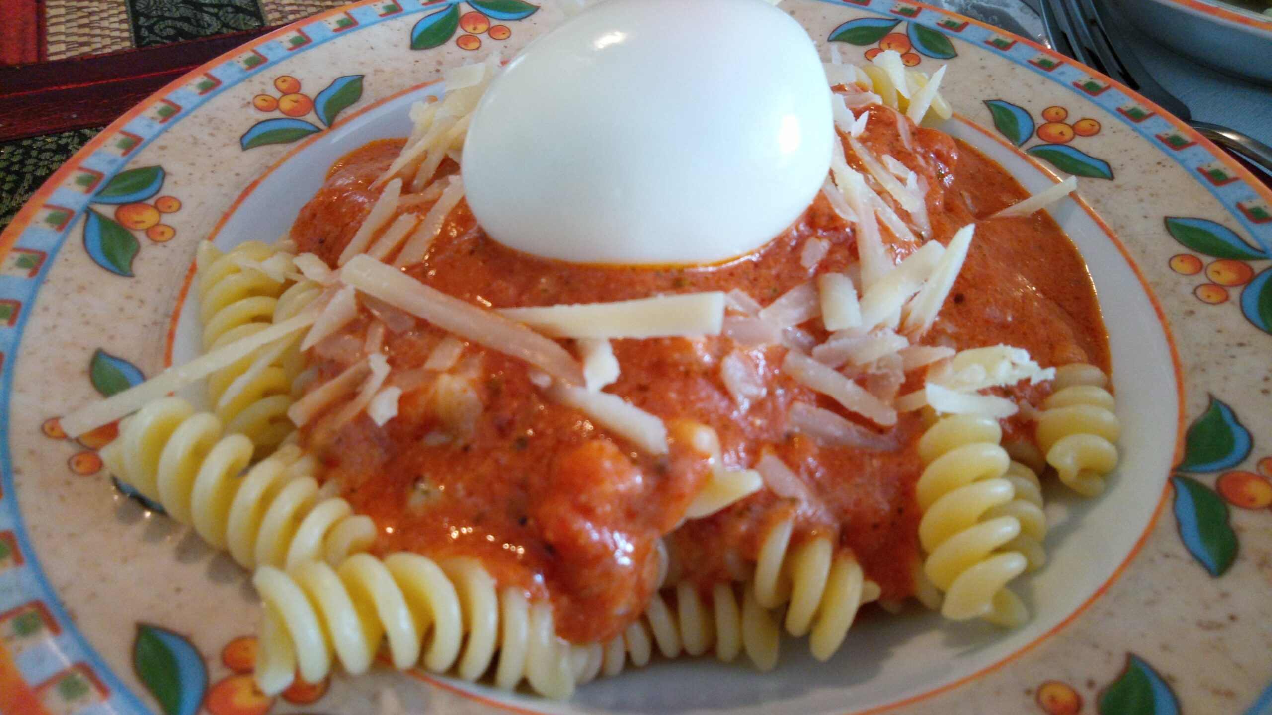 Nudeln mit Tomatensoße und Ei | Essen Tagebuch mit Bild | Mampf-mit